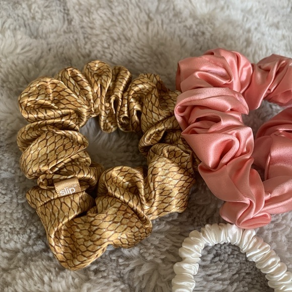 Slip Silk Large & Midi Scrunchies - Picture 2 of 4